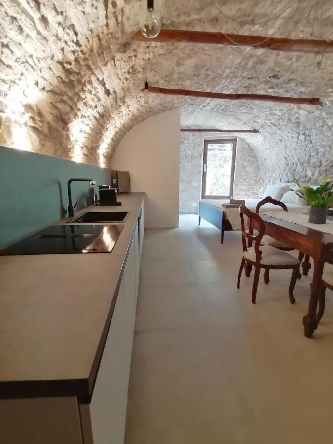 Casa Castello Διαμέρισμα Salò Εξωτερικό φωτογραφία
